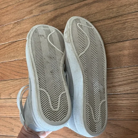 Nike Blazers Gray High-Top Sneakers